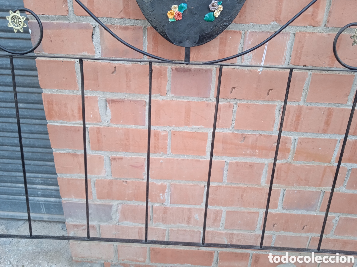 Antig&uuml;edades: Cabezal de cama en buen estado - Foto 5