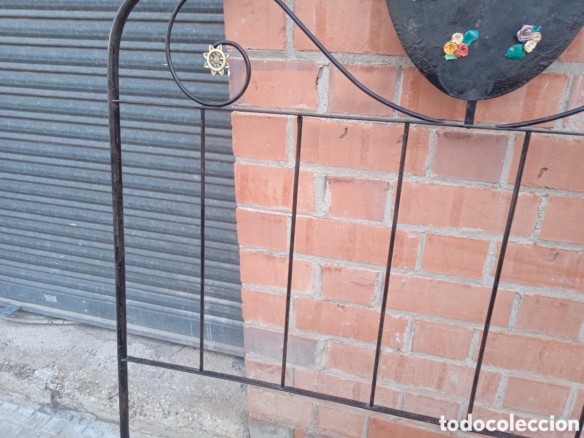 Antig&uuml;edades: Cabezal de cama en buen estado - Foto 6