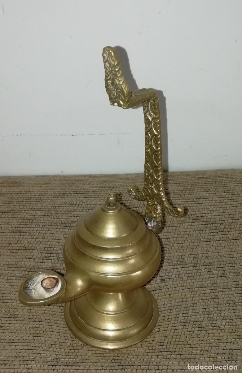 Antig&uuml;edades: Bonito candil o quinque de bronce - Foto 3