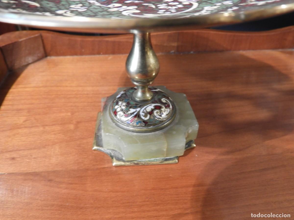 Antig&uuml;edades: CENTRO DE BRONCE DORADO Y ESMALTE CLOISONNE - Foto 6