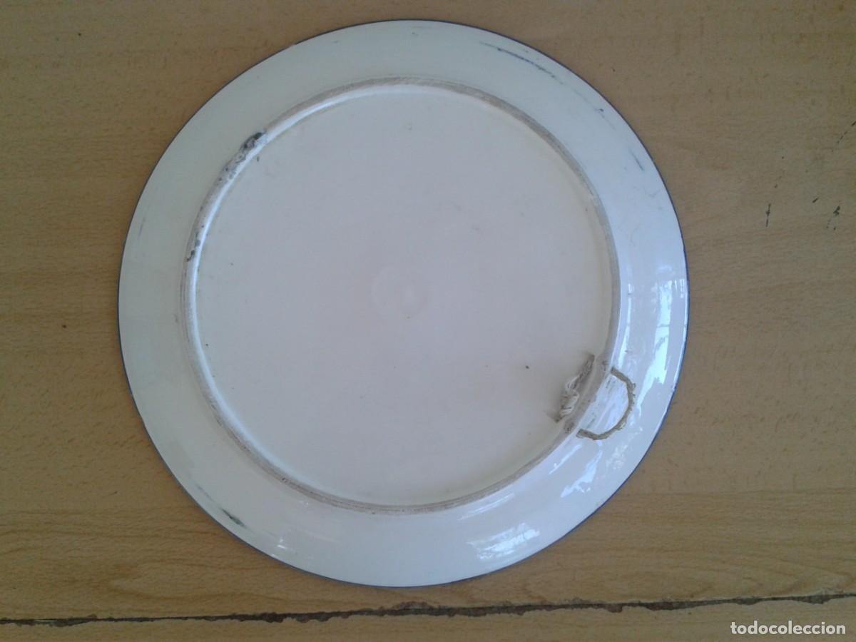Antig&uuml;edades: PLATO PINTADO A MANO DE MANISES - Foto 7