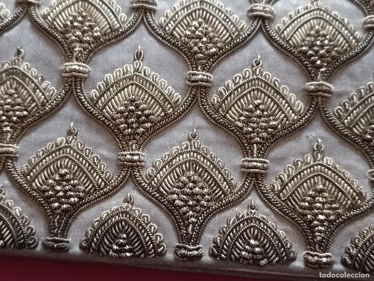 Antig&uuml;edades: BOLSO-CARTERA DE CEREMONIA EN SEDA - Foto 4