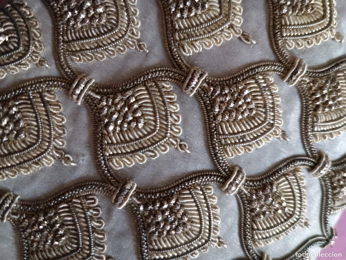 Antig&uuml;edades: BOLSO-CARTERA DE CEREMONIA EN SEDA - Foto 6