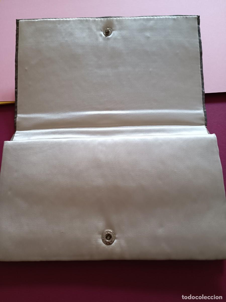 Antig&uuml;edades: BOLSO-CARTERA DE CEREMONIA EN SEDA - Foto 10