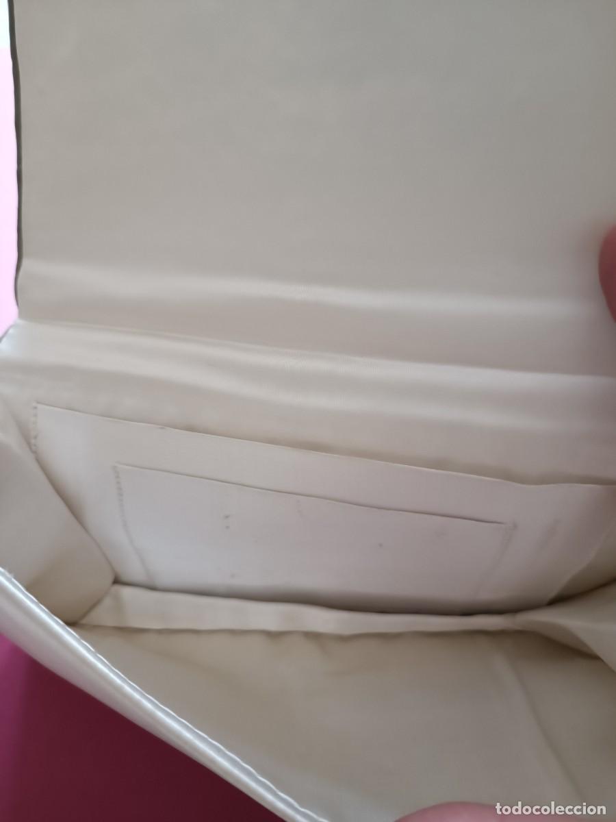 Antig&uuml;edades: BOLSO-CARTERA DE CEREMONIA EN SEDA - Foto 12