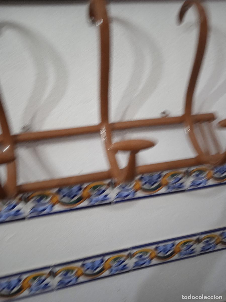 Antig&uuml;edades: ANTIGUO PERCHERO MADERA 3 BRAZOS CURVOS REF.254 BRE - Foto 1