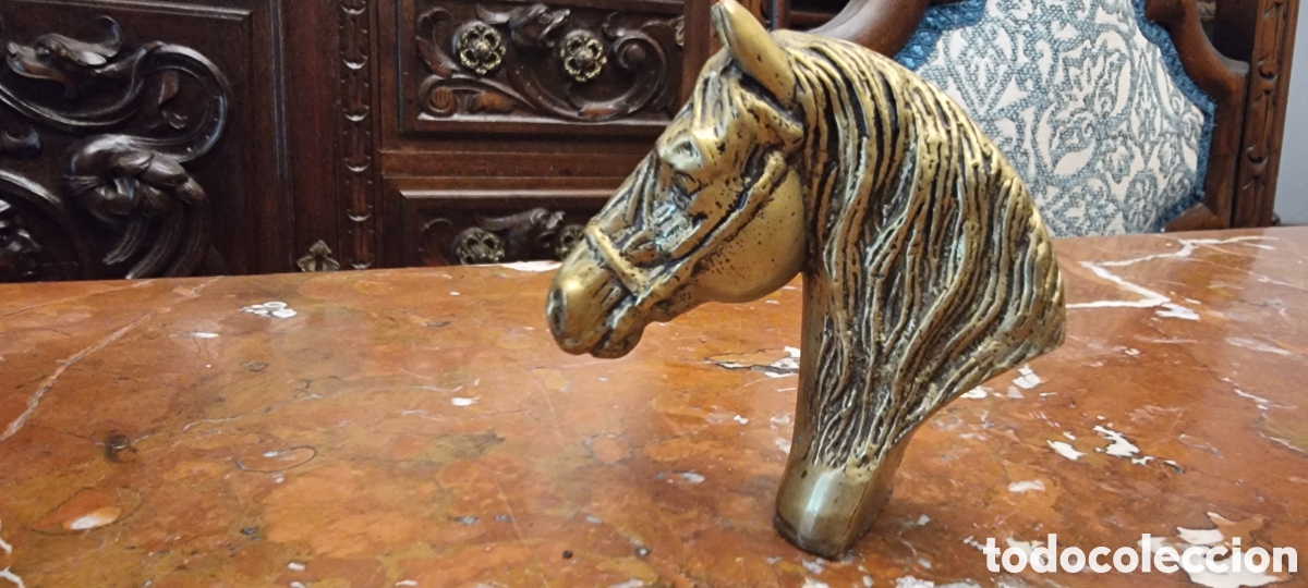 Antig&uuml;edades: Figura de bronce de cabeza de caballo - Foto 1