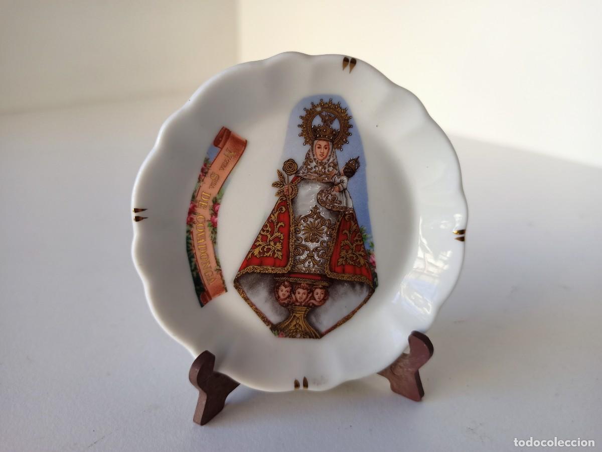 Antig&uuml;edades: Platito de Nuestra Se&ntilde;ora de Covadonga - Foto 1