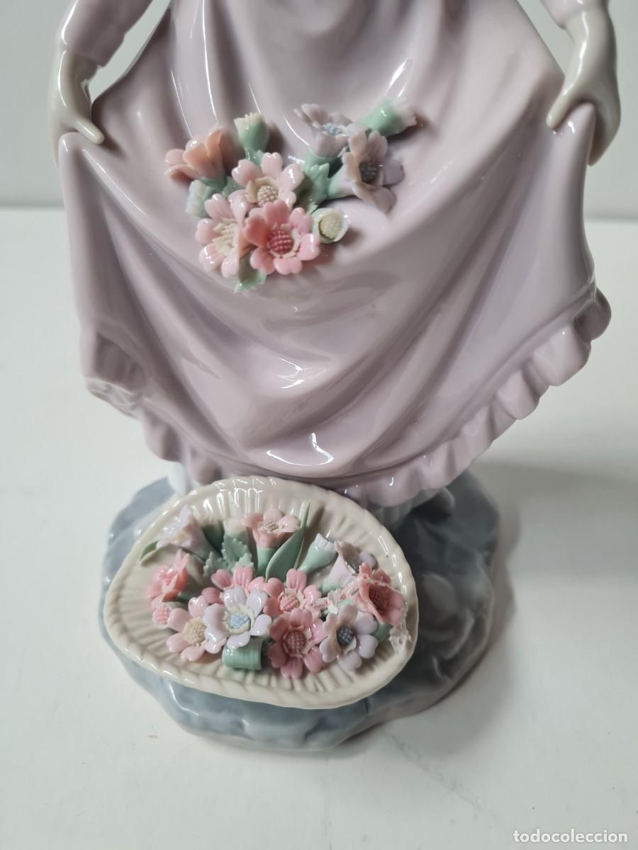 Antig&uuml;edades: LLADRO NI&Ntilde;A con flores en canasto (26 cms) - Foto 9