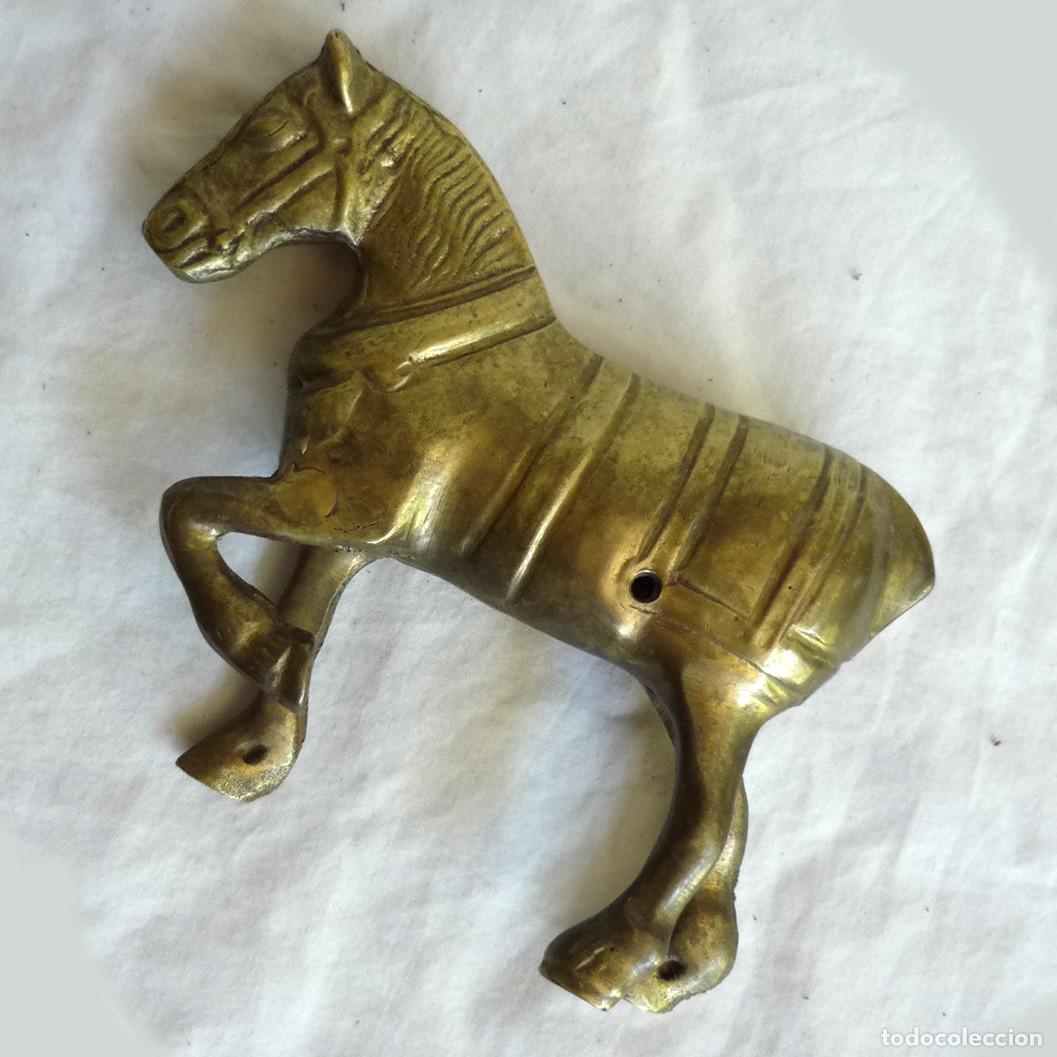 Antig&uuml;edades: Figura de bronce caballo - Foto 1