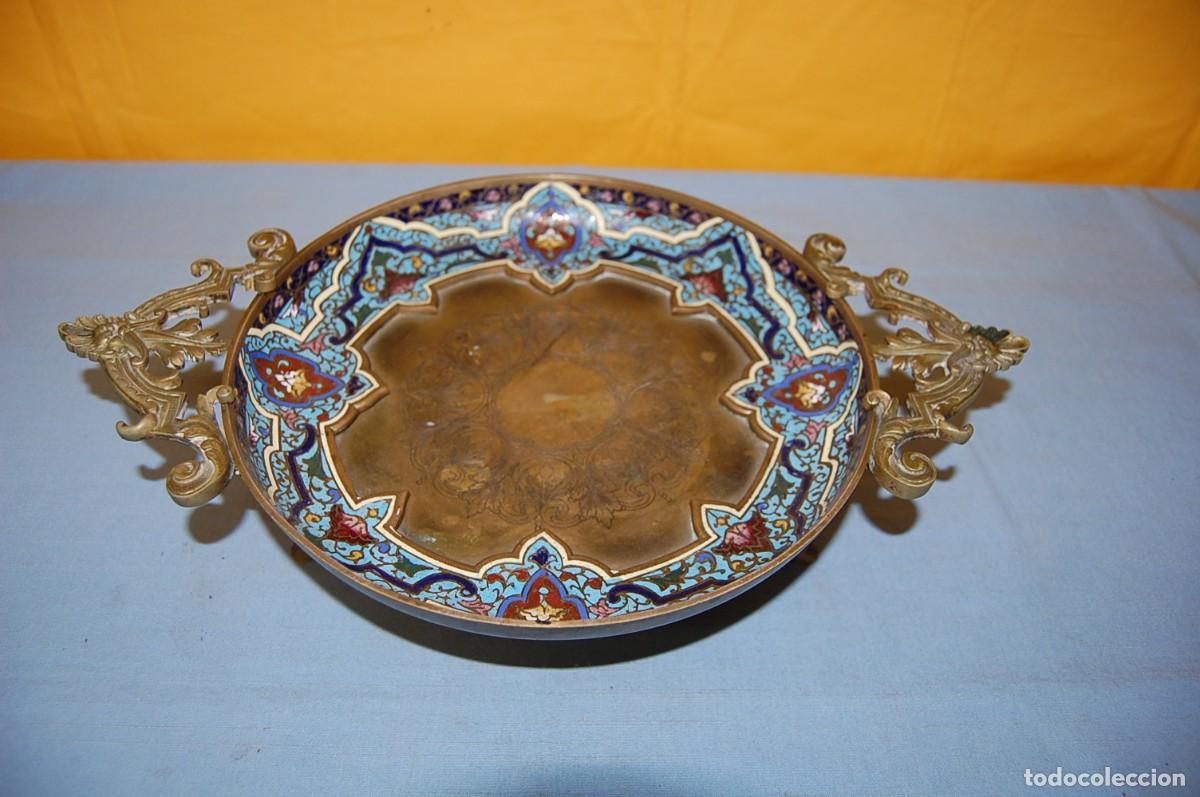 Antig&uuml;edades: CENTRO DE MESA DE BRONCE Y CLOISSONE - Foto 1
