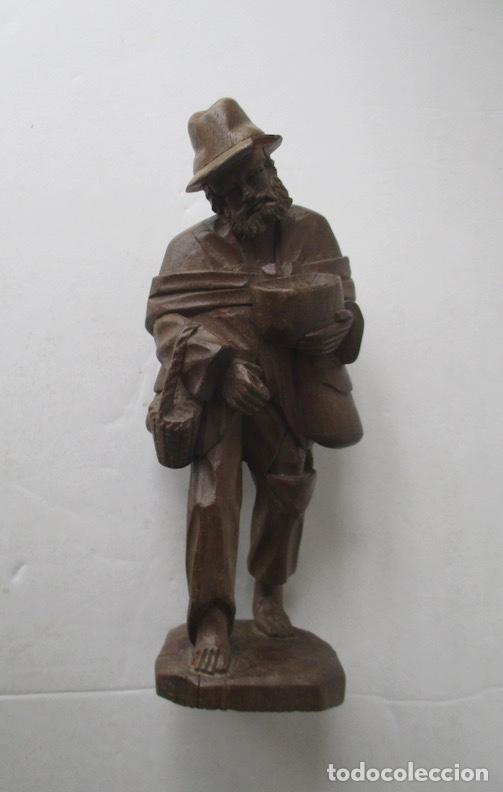 Antig&uuml;edades: FIGURA DE MADERA - VAGABUNDO - Foto 1