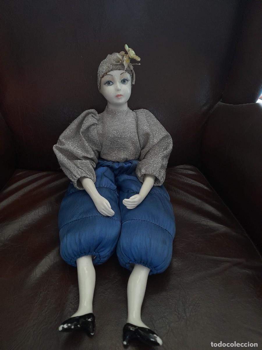 Antig&uuml;edades: Arlequ&iacute;n de porcelana - Foto 1
