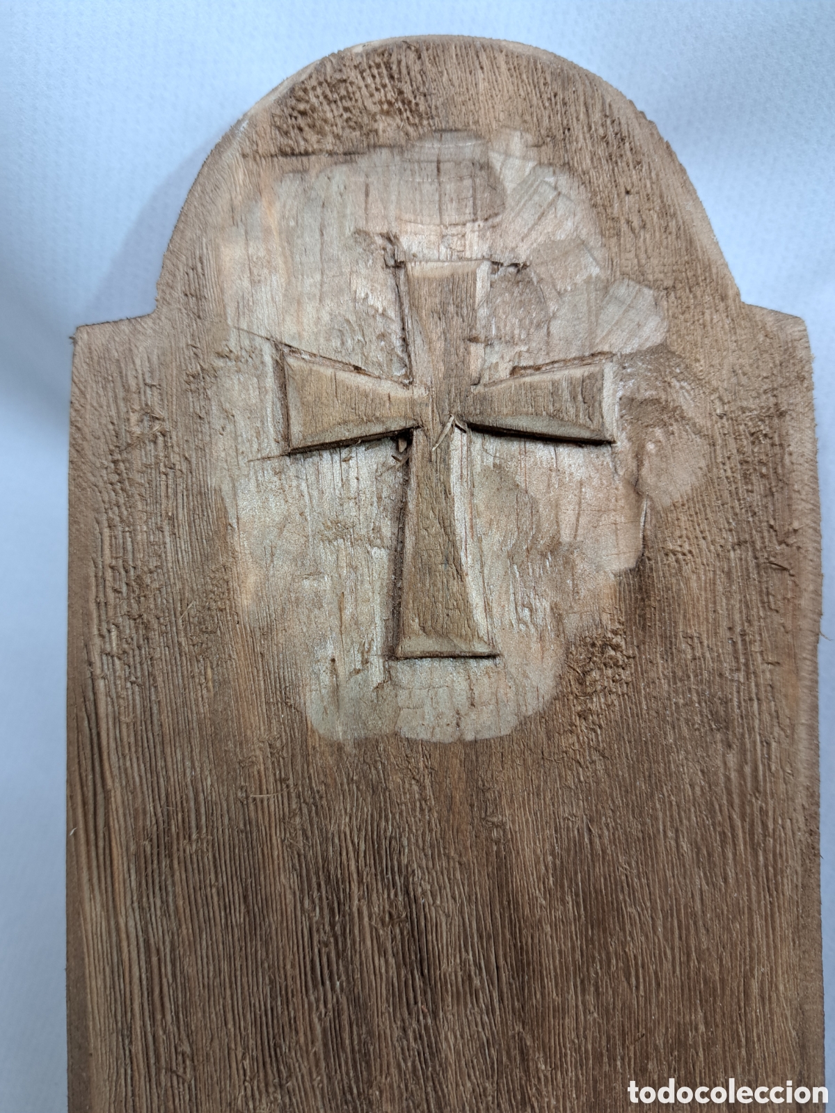 Antig&uuml;edades: PAREJA DE PORTAVELAS DE MADERA RUSTICOS - Foto 2