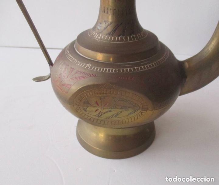 Antig&uuml;edades: TETERA ALTA CON DECORACION A RELIEVE - Foto 5
