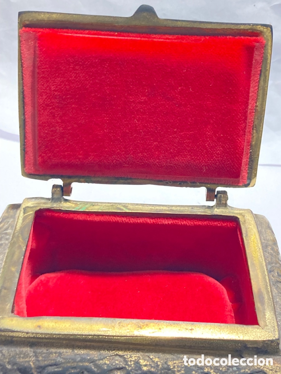 Antig&uuml;edades: ANTIGUA CAJA DE BRONCE - JOYERO - Foto 4