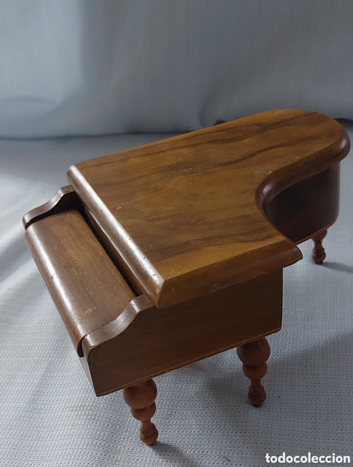 Antig&uuml;edades: PIANO JOYERO EN MADERA - Foto 1