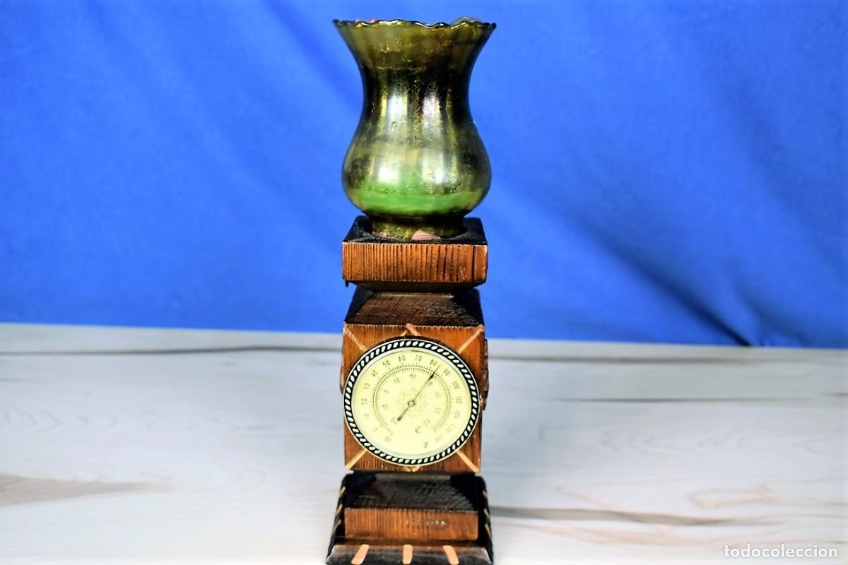 Antig&uuml;edades: Velon en madera con term&oacute;metro a&ntilde;os 60 - Foto 1