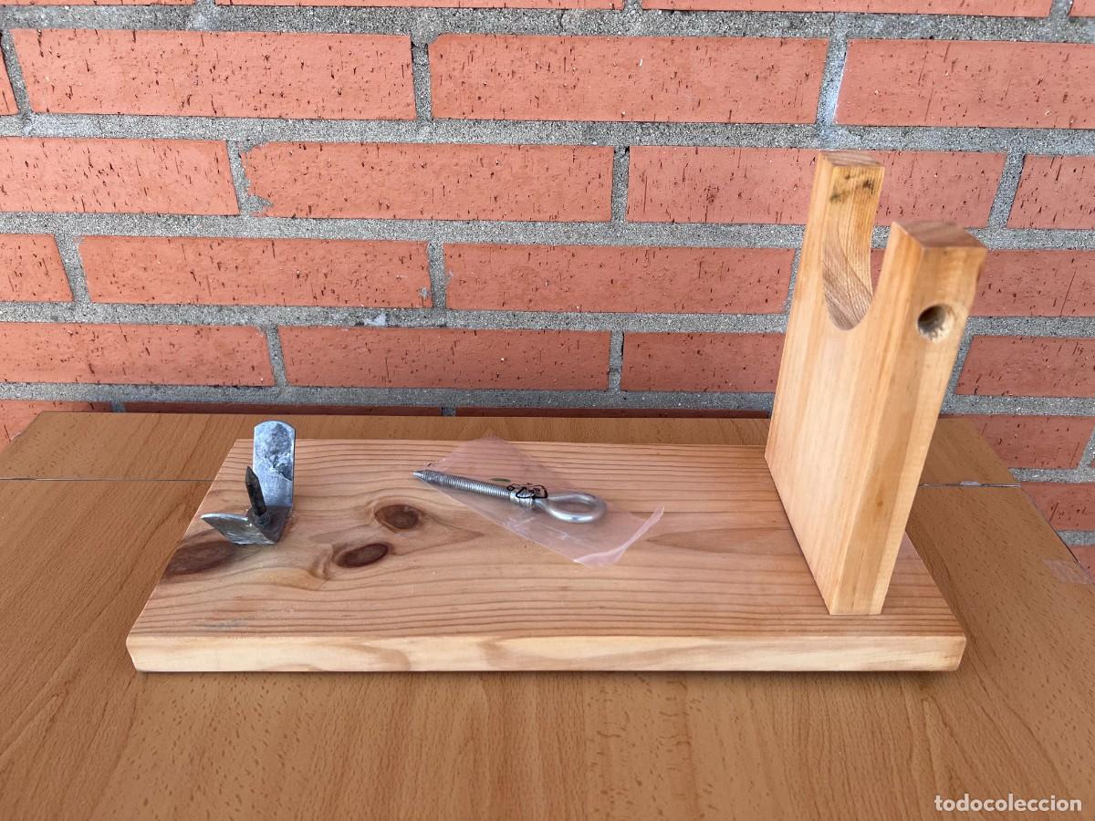 Antig&uuml;edades: JAMONERO DE MADERA.. - Foto 4