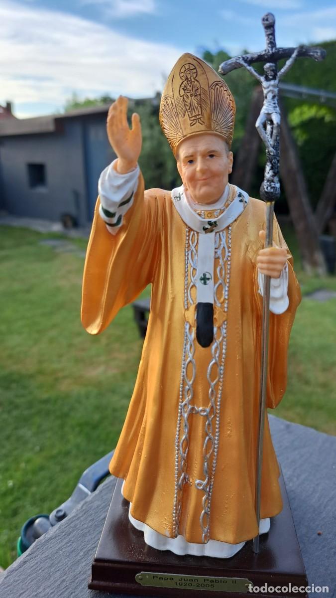 Antig&uuml;edades: Papa JUAN PABLO II en Resina - Foto 2