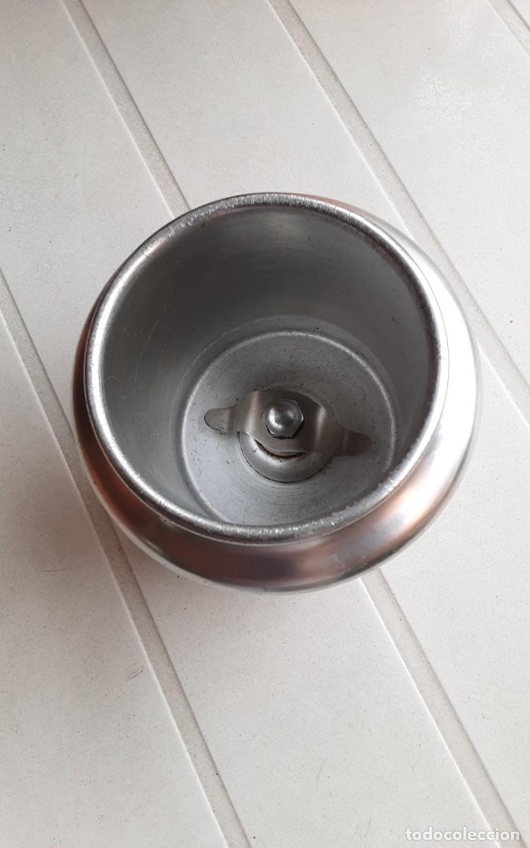 Antig&uuml;edades: Molinillo de caf&eacute; para turmix Berrens - Foto 2