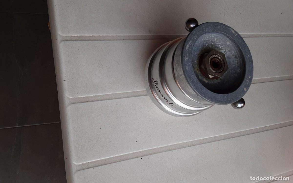 Antig&uuml;edades: Molinillo de caf&eacute; para turmix Berrens - Foto 4