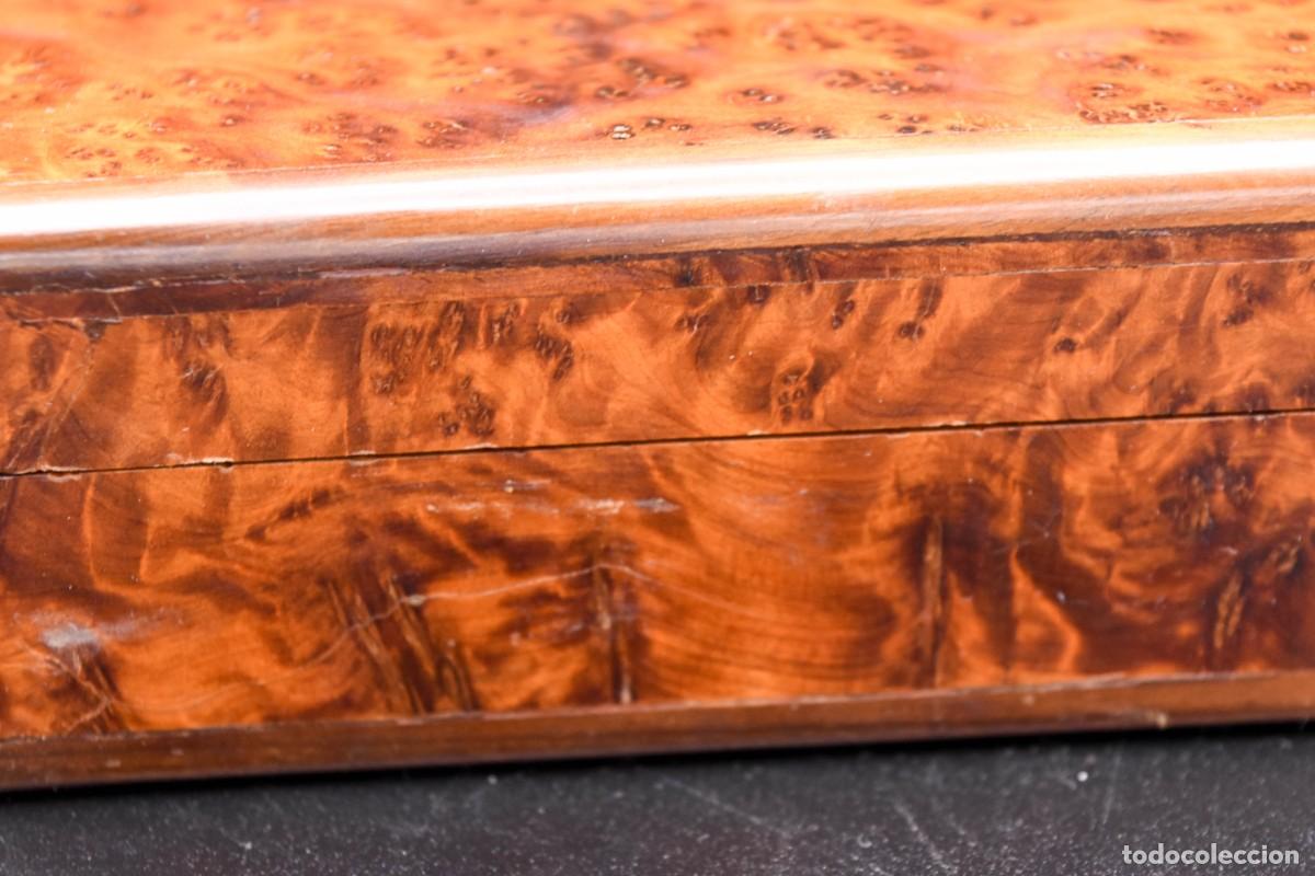 Antig&uuml;edades: Caja de madera de ra&iacute;z - Foto 8