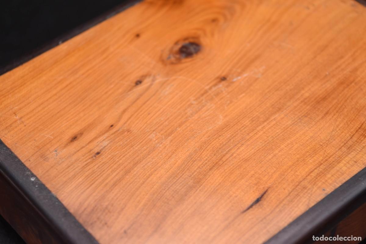 Antig&uuml;edades: Caja de madera de ra&iacute;z - Foto 14
