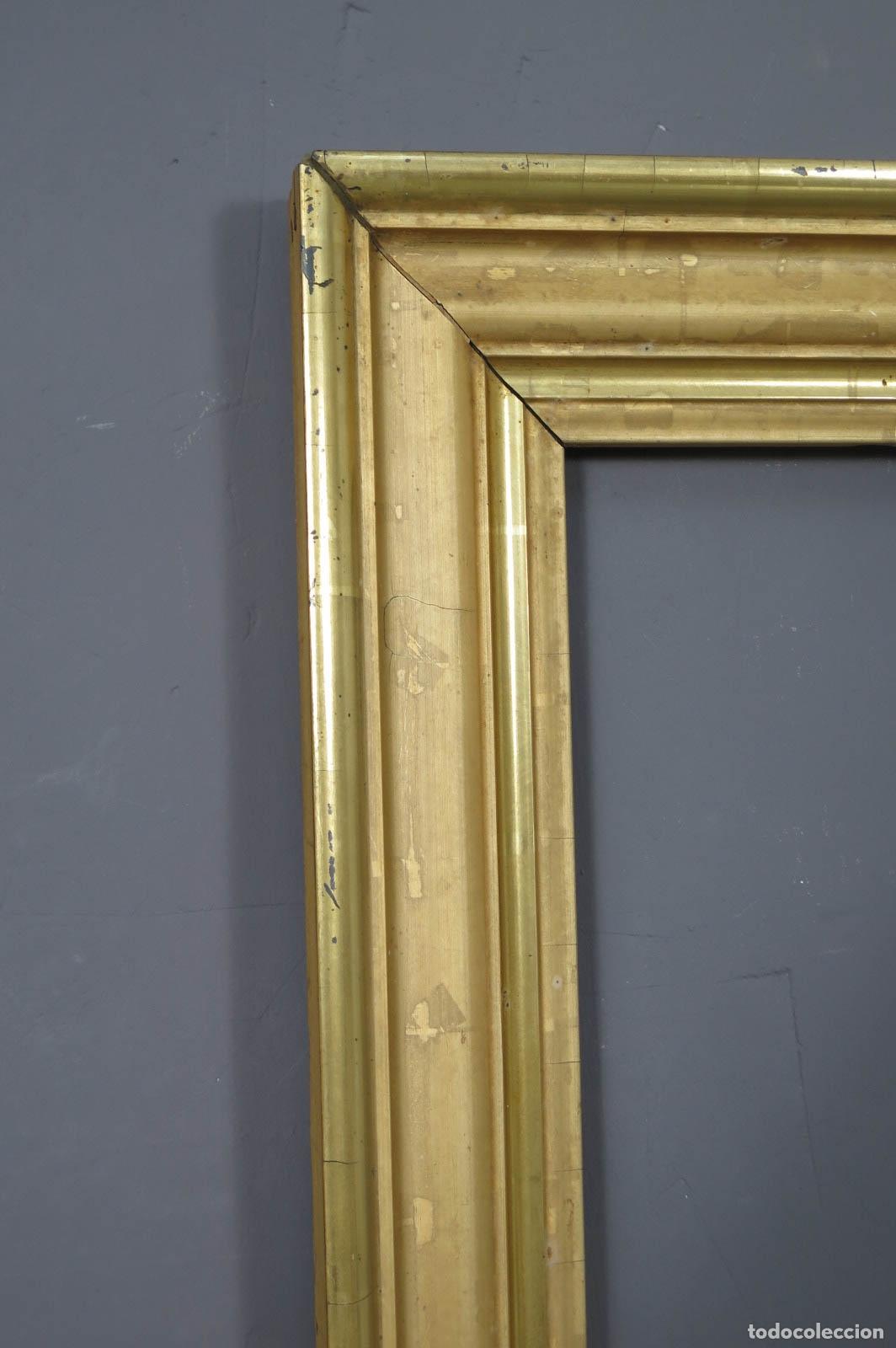 Antig&uuml;edades: MARCO DE MADERA DORADA. SIGLO XIX - Foto 2