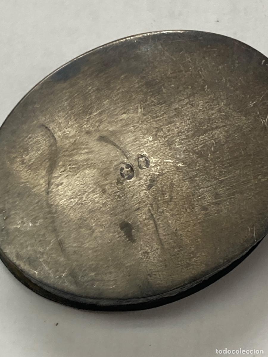 Antig&uuml;edades: Cajita de plata con relieves repujado - Foto 3
