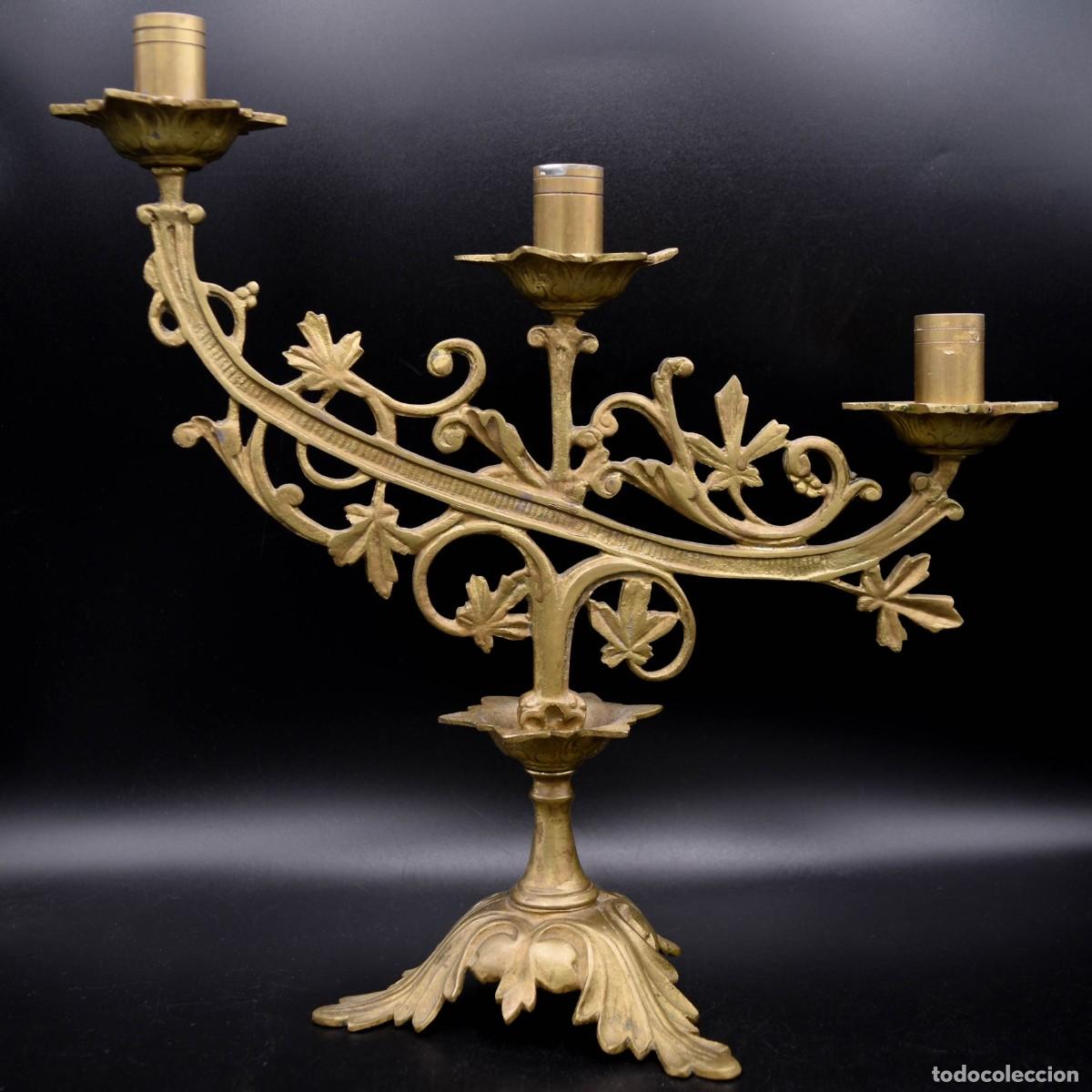 Antig&uuml;edades: Candelabro de bronce - Foto 2