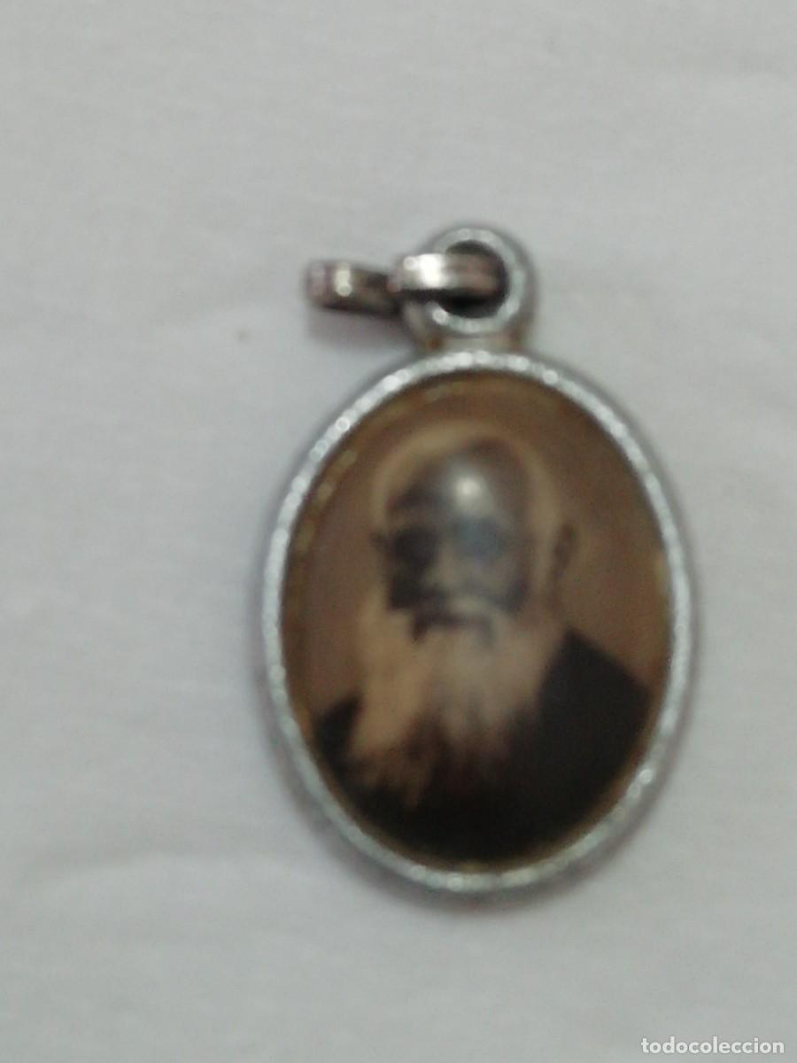 Antig&uuml;edades: Medalla religiosa san leopoldo - Foto 1