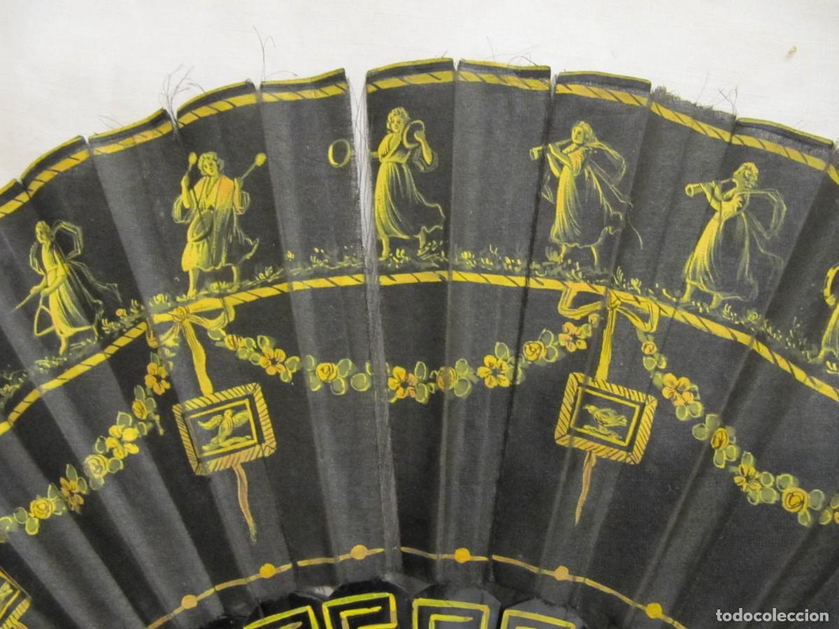Antig&uuml;edades: ABANICO ART DECO EN CELULOIDE BICOLOR Y TELA DECORADA - Foto 4