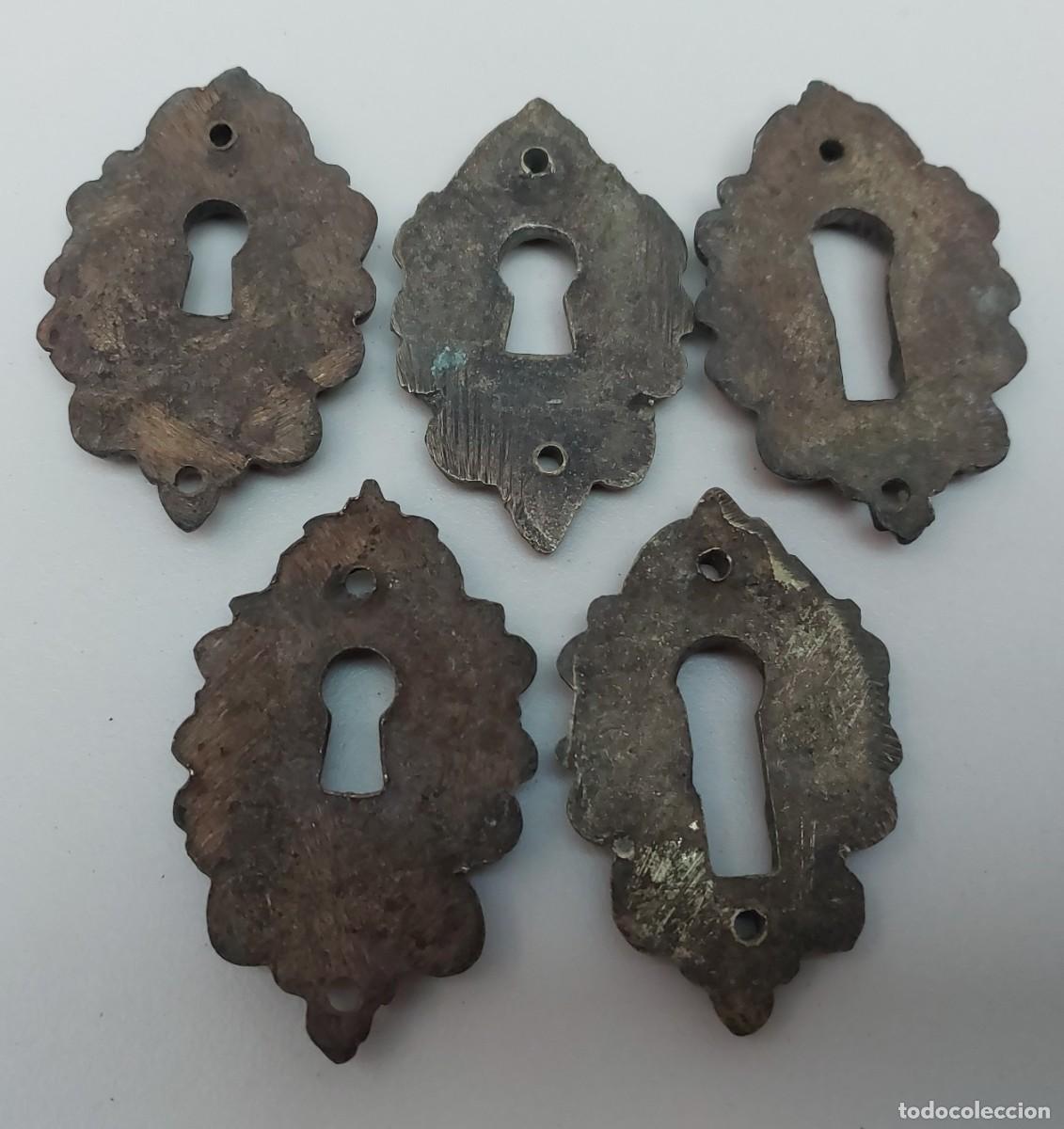 Antig&uuml;edades: LOTE DE 5 BOCA LLAVES DE BRONCE - Foto 6