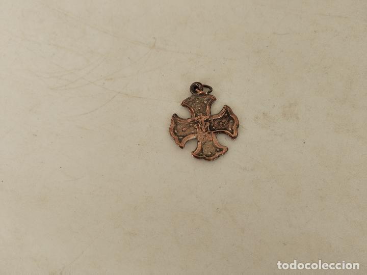 Antig&uuml;edades: cruz de cobre - Foto 3