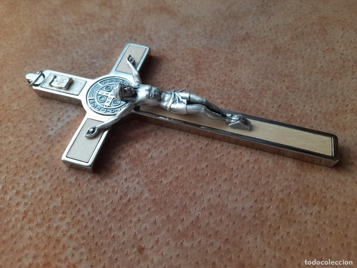 Antig&uuml;edades: Cruz de San Benito - Foto 1