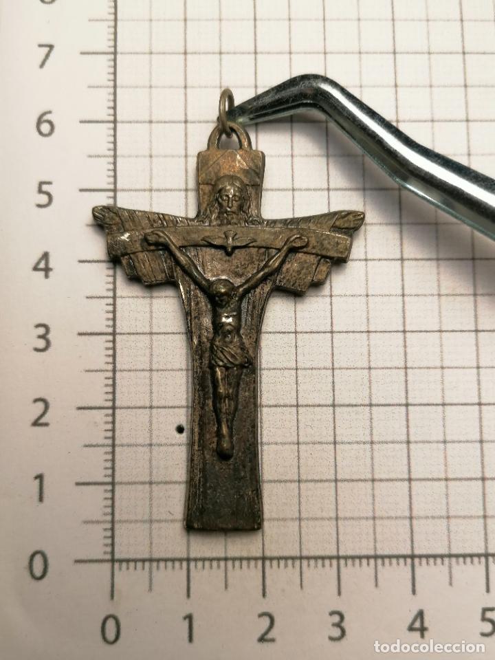 Antig&uuml;edades: CRUZ CRUCIFIJO TERTIUM MILLENIUM - Foto 1
