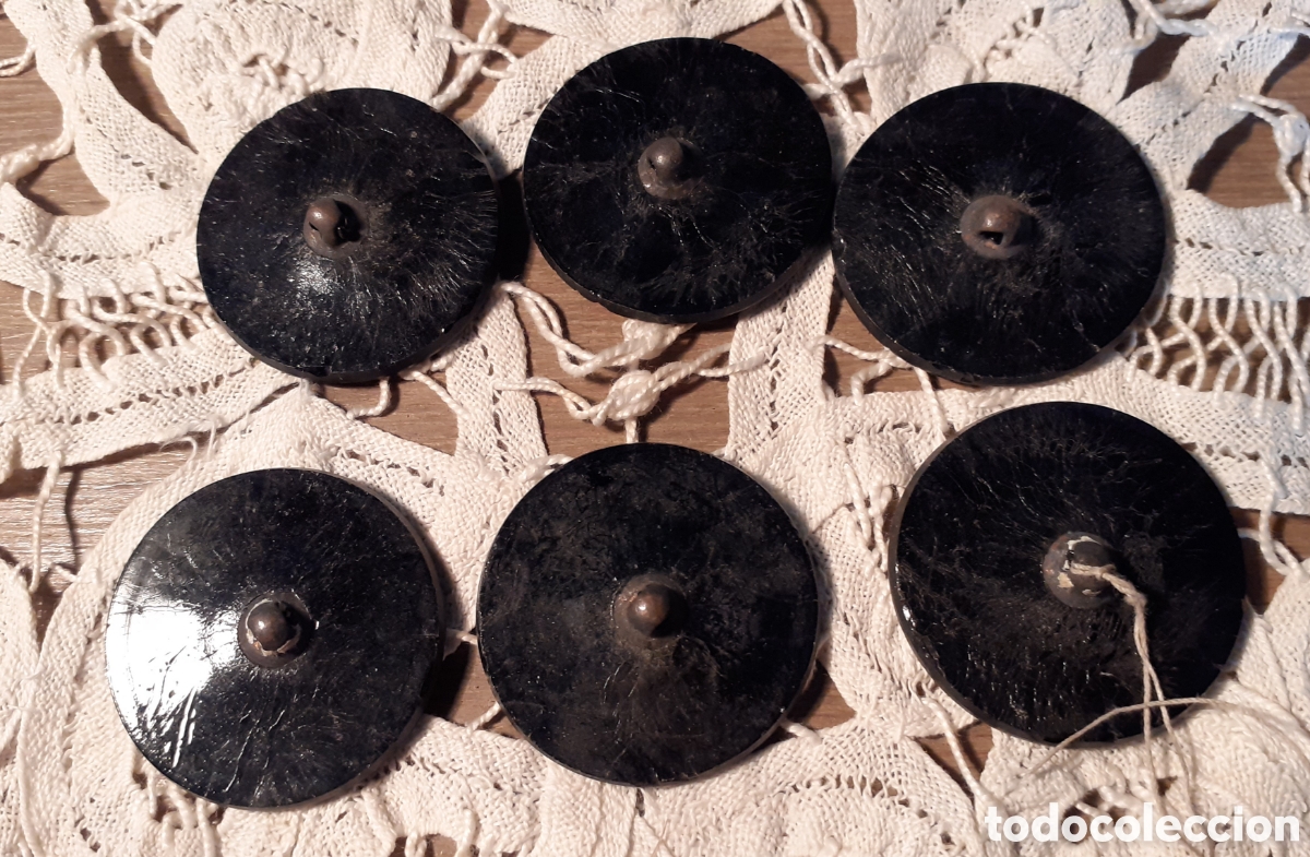 Antig&uuml;edades: 6 botones antiguas en baquelita - Foto 2