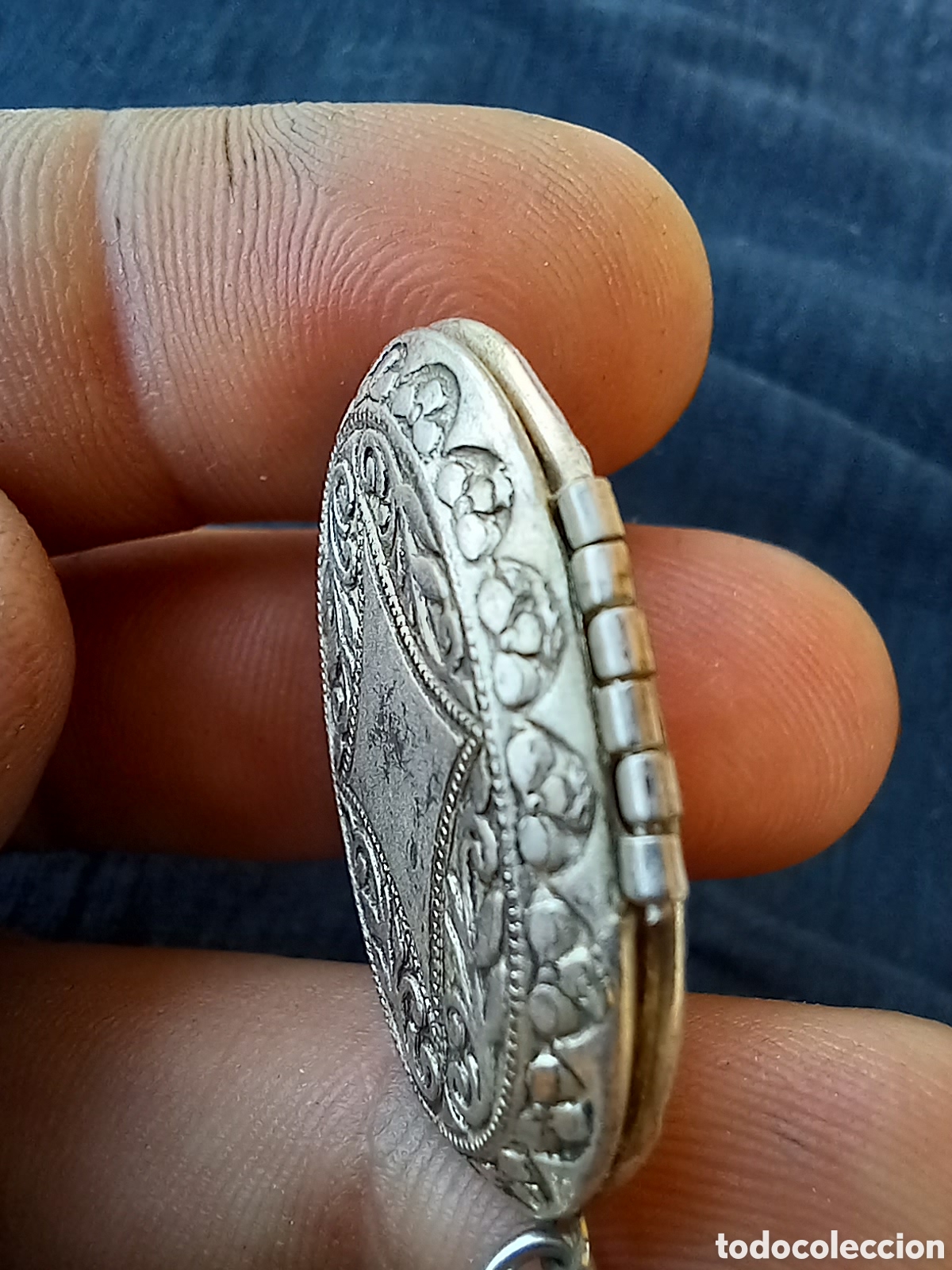 Antig&uuml;edades: COLGANTE CON VIRGEN - Foto 7