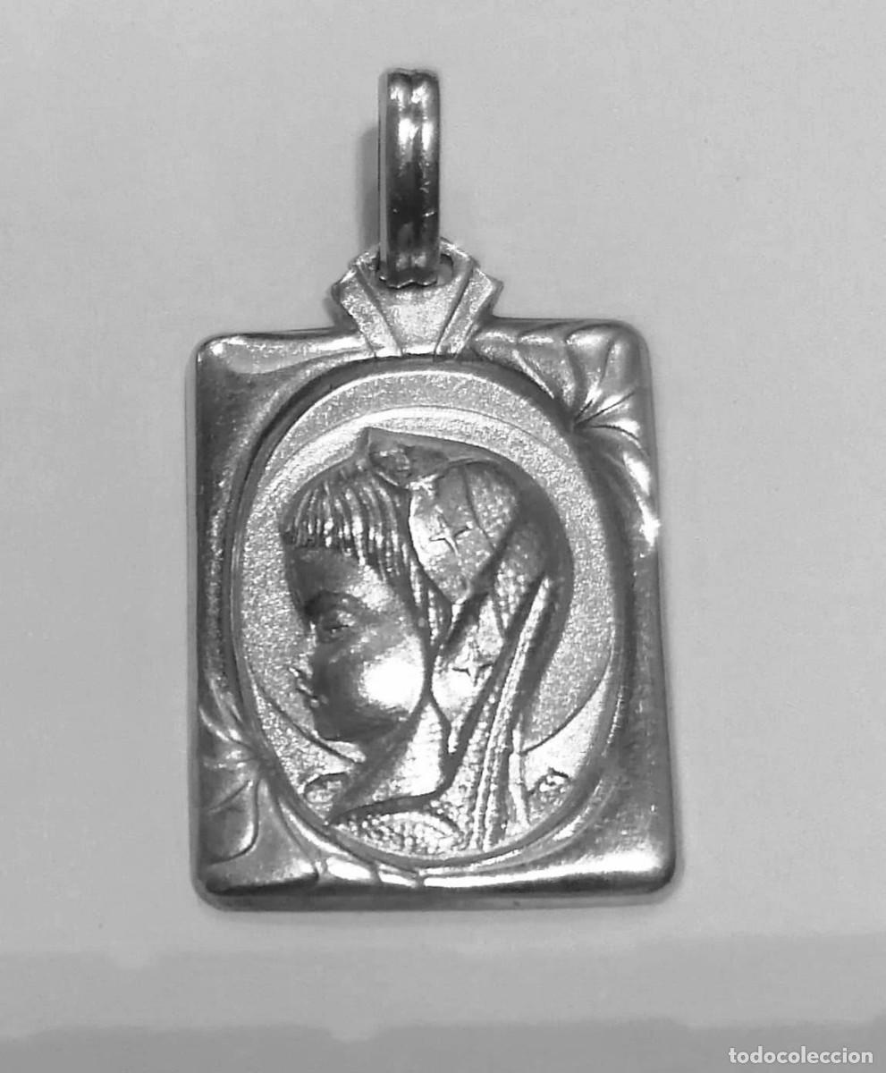 Antig&uuml;edades: medalla rectangular de la virgen ni&ntilde;a en plata de ley - 15x20mm - Foto 2