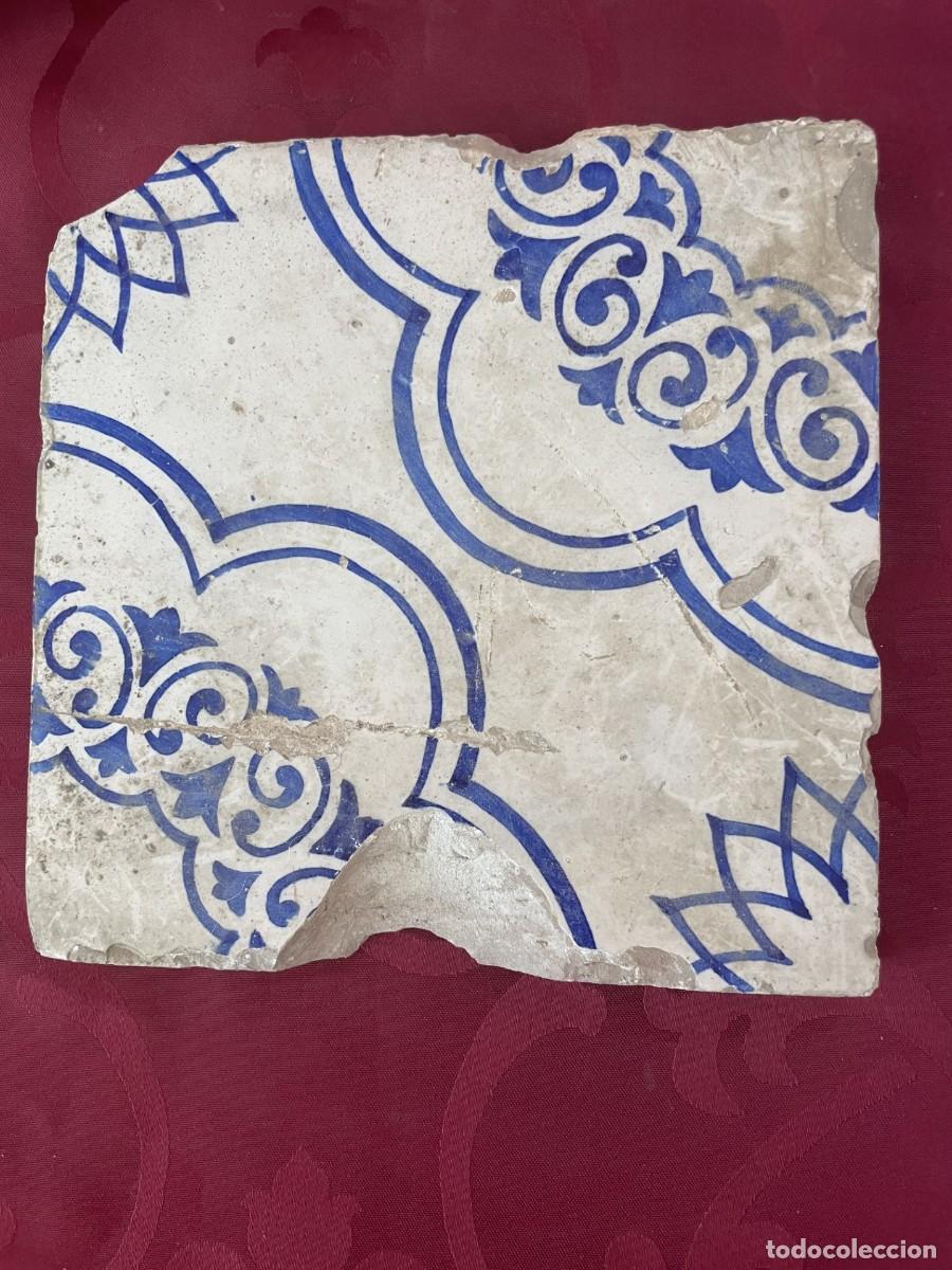 Antig&uuml;edades: Azulejo antiguo defectos - Foto 1