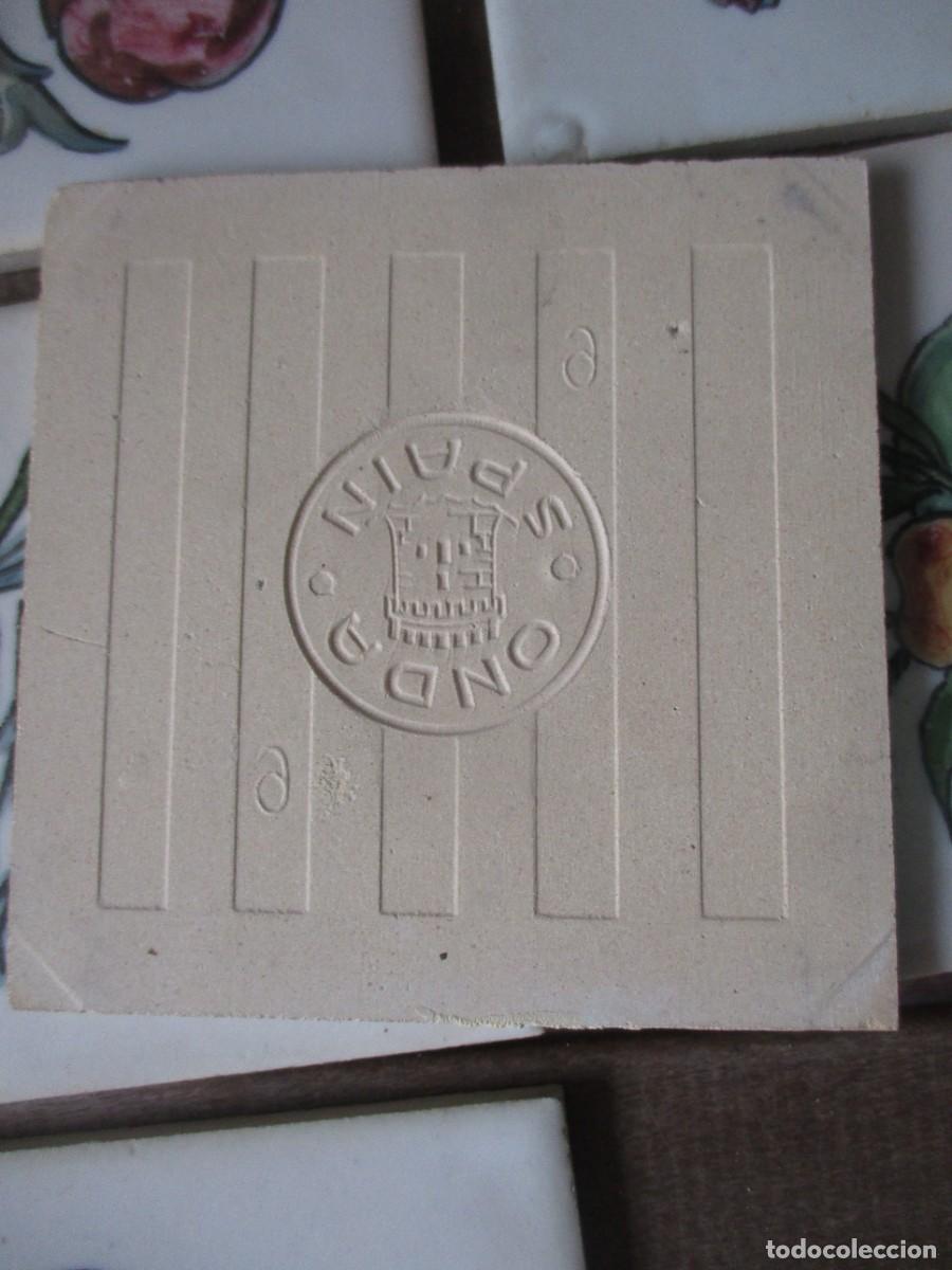 Antig&uuml;edades: Azulejos antiguos flores - Foto 2