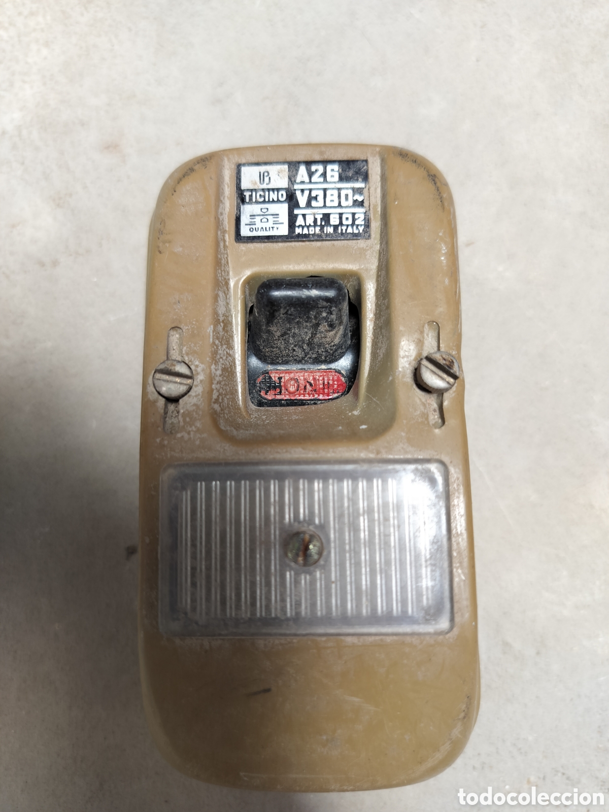 Antig&uuml;edades: Antiguo interruptor industrial 380V. Ticino