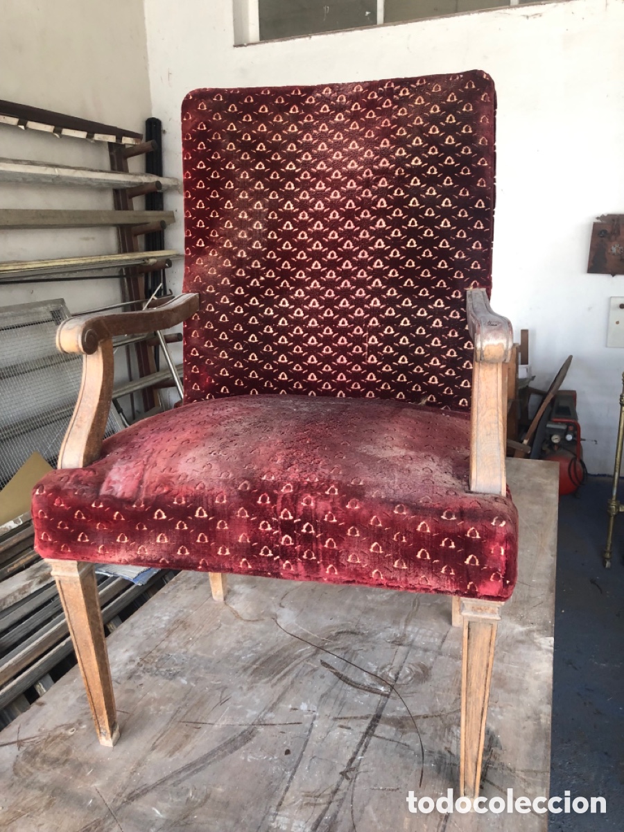 Antig&uuml;edades: 8 sillones con brazo en madera de nogal - Foto 2
