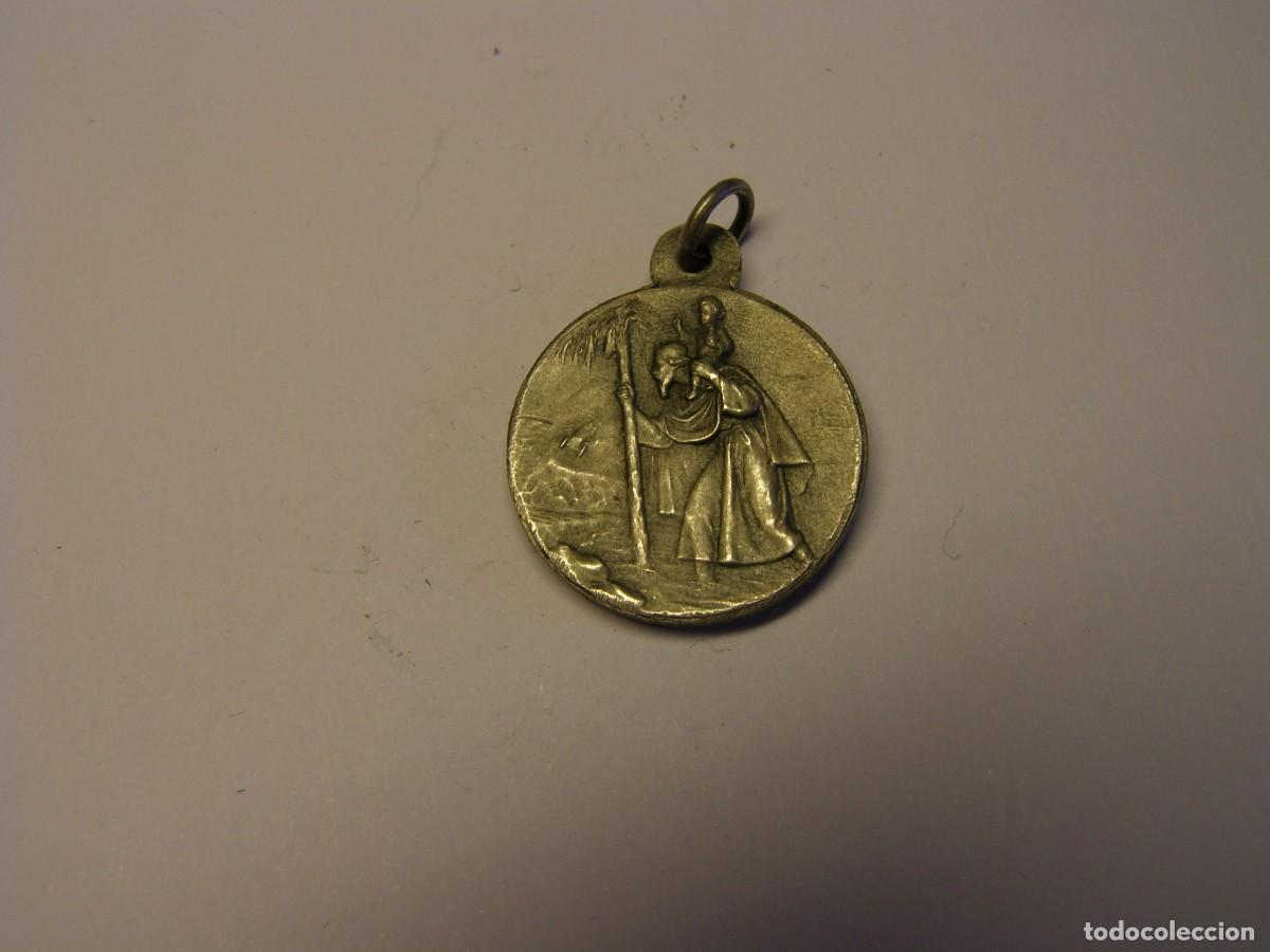 Antig&uuml;edades: Medalla de Montserrat y San Crist&oacute;bal. - Foto 2