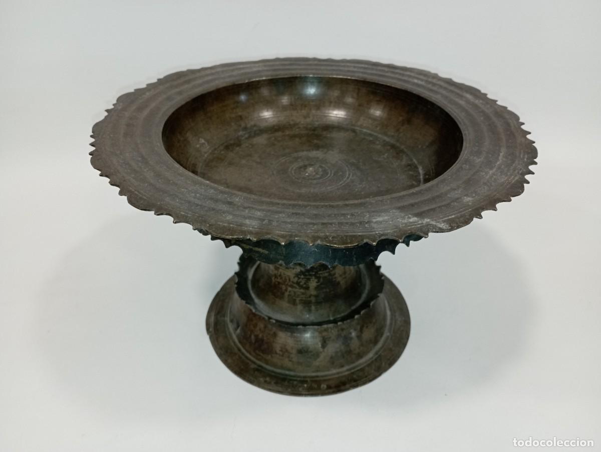 Antig&uuml;edades: Antiguo pebetero de bronce del S.XIX. A2 - Foto 1