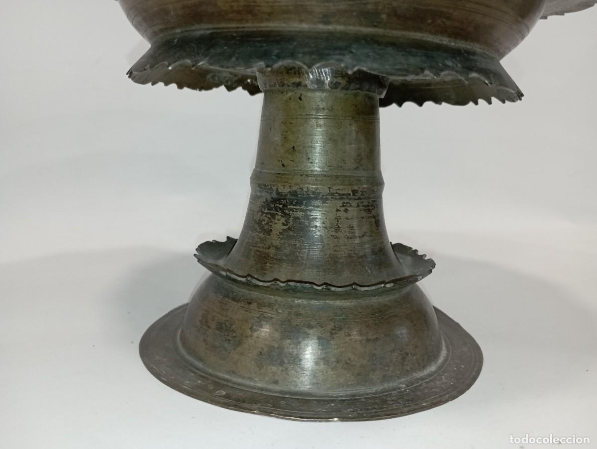 Antig&uuml;edades: Antiguo pebetero de bronce del S.XIX. A2 - Foto 5