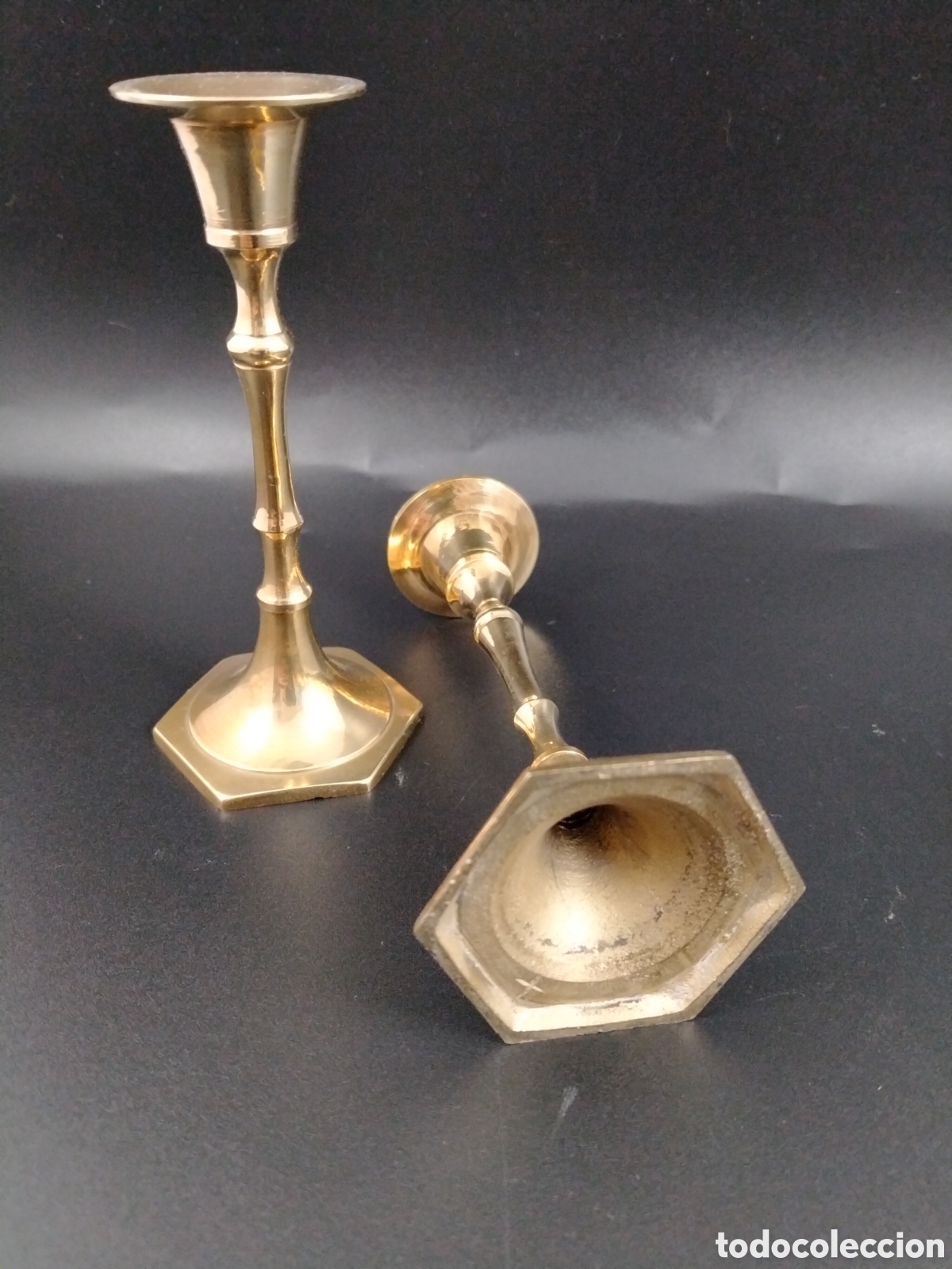 Antig&uuml;edades: CANDELABROS DE BRONCE PEQUE&Ntilde;OS ANTIGUOS. - Foto 2