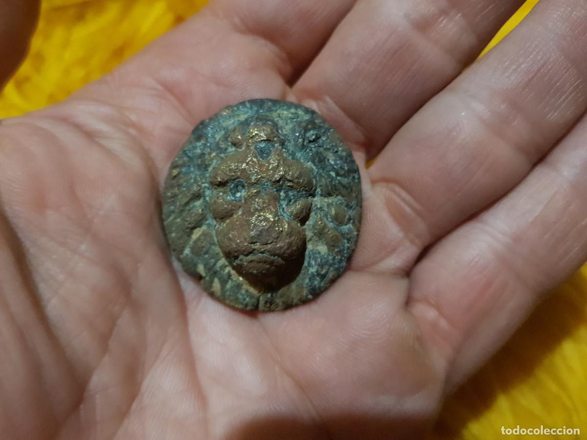 Antig&uuml;edades: Aplique Romano, Medieval? de Bronce cabeza de Leon - Foto 2