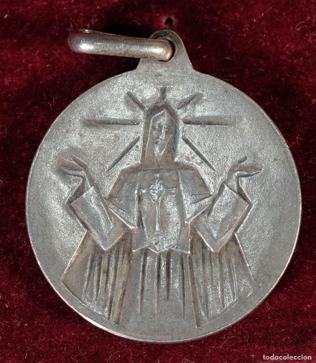 Antig&uuml;edades: Medalla colgante de plata la Moreneta - Foto 2